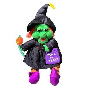 International Silver Company Vintage 1995 Nylon Plush Halloween Witch